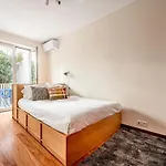 Jacaranda, Your Stylish Retreat In Lejlighed Lisboa