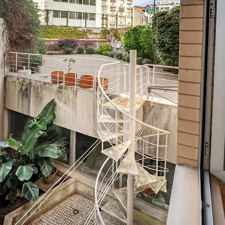 Appartement Jacaranda, Your Stylish Retreat In