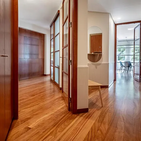 Apartamento Spacious Saldanha Flat With Private Deck, Near Metro - Lisboa