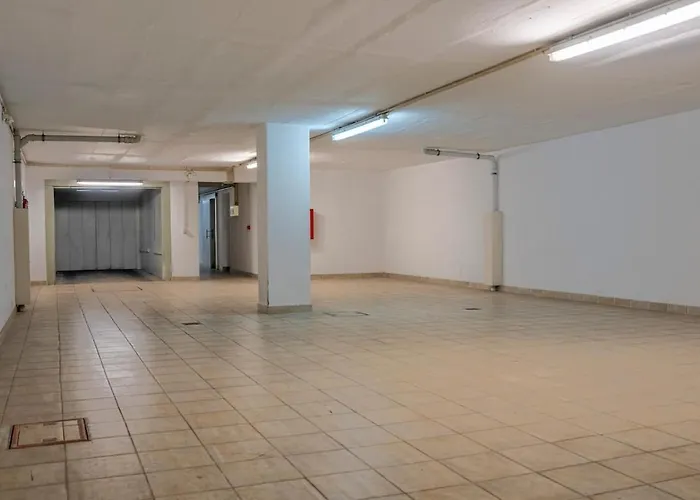 Appartement Jacaranda, Your Stylish Retreat In *