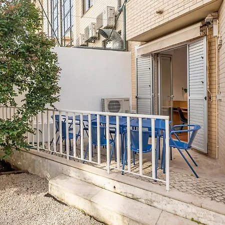 Apartamento Jacaranda, Your Stylish Retreat In